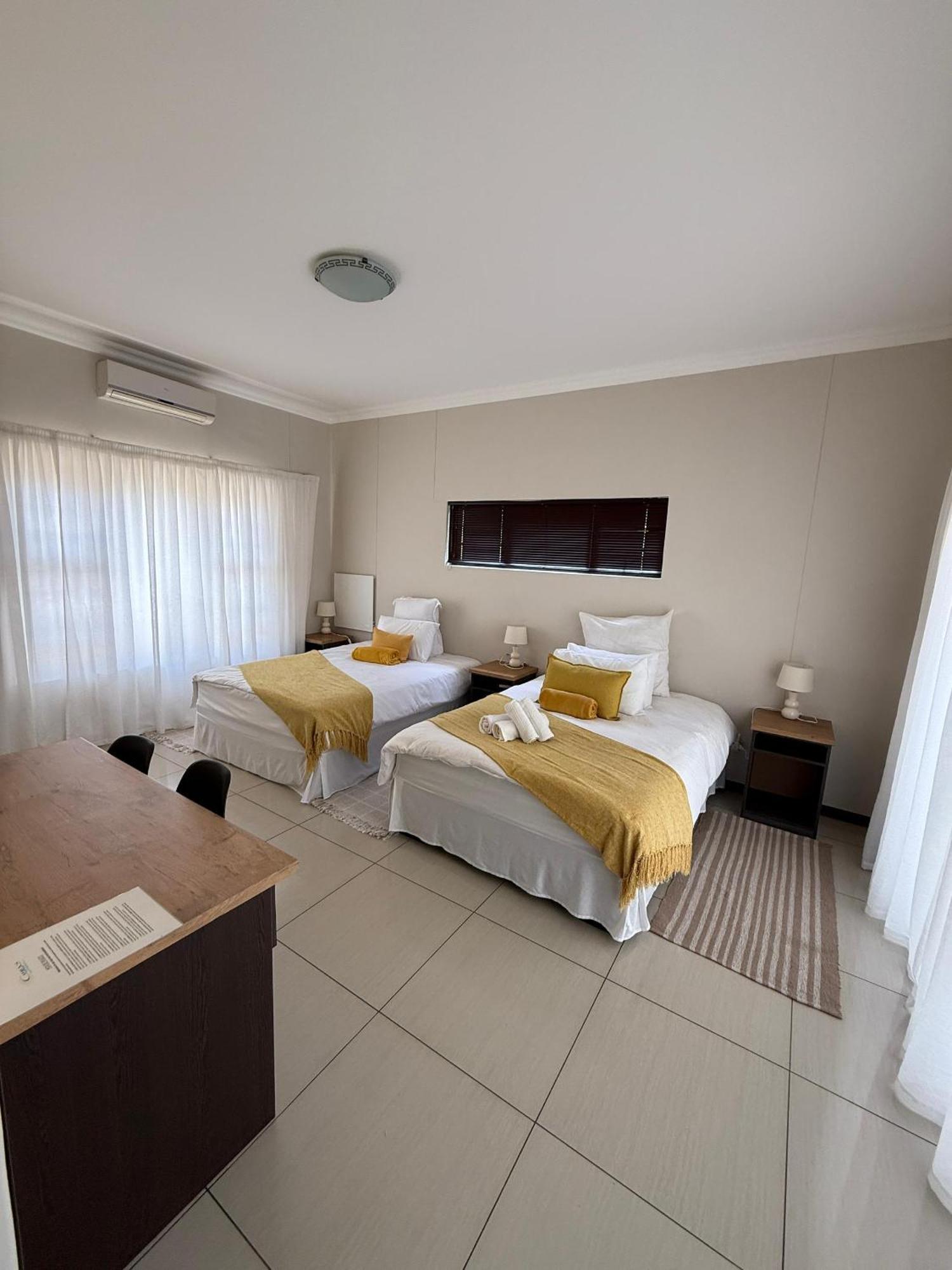 Cora'S Boutique Bed & Breakfast Swakopmund Ngoại thất bức ảnh