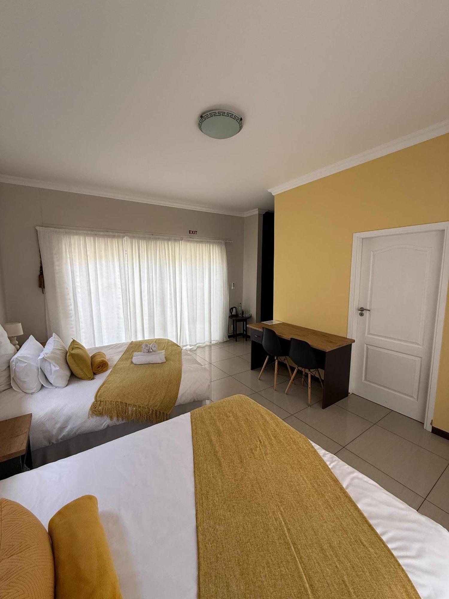 Cora'S Boutique Bed & Breakfast Swakopmund Ngoại thất bức ảnh